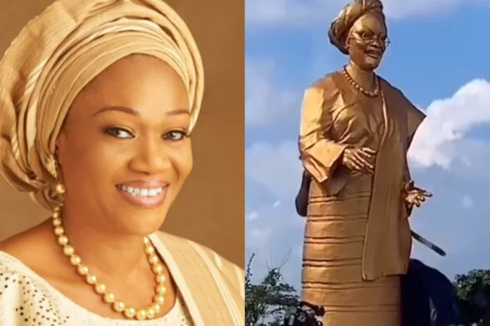 ooni Ife | Golden Statue