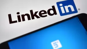 6 Strategies to Capture Attention and Stand Out on LinkedIn

